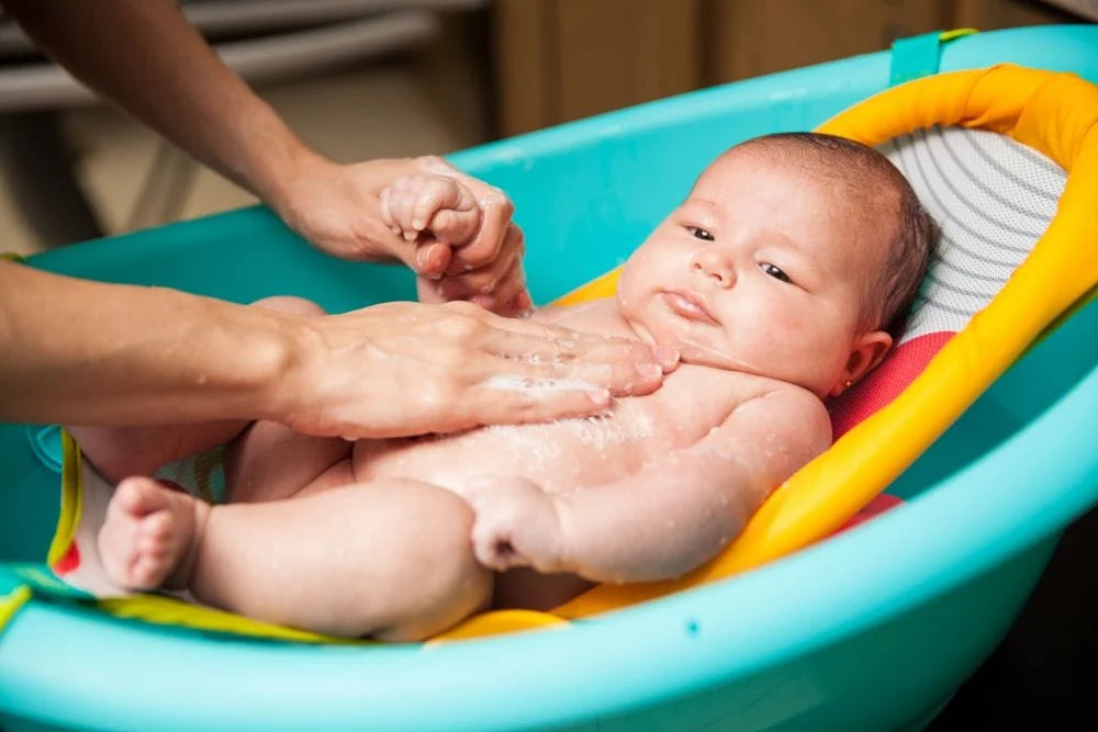 Bathing Your Baby: Essential Tips for a Safe and Enjoyable Experience